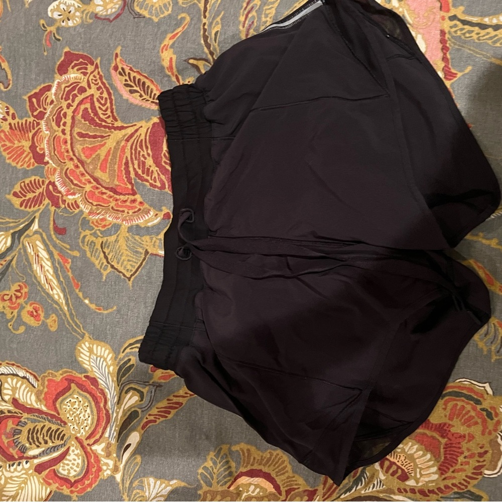 Size 2 lululemon shorts